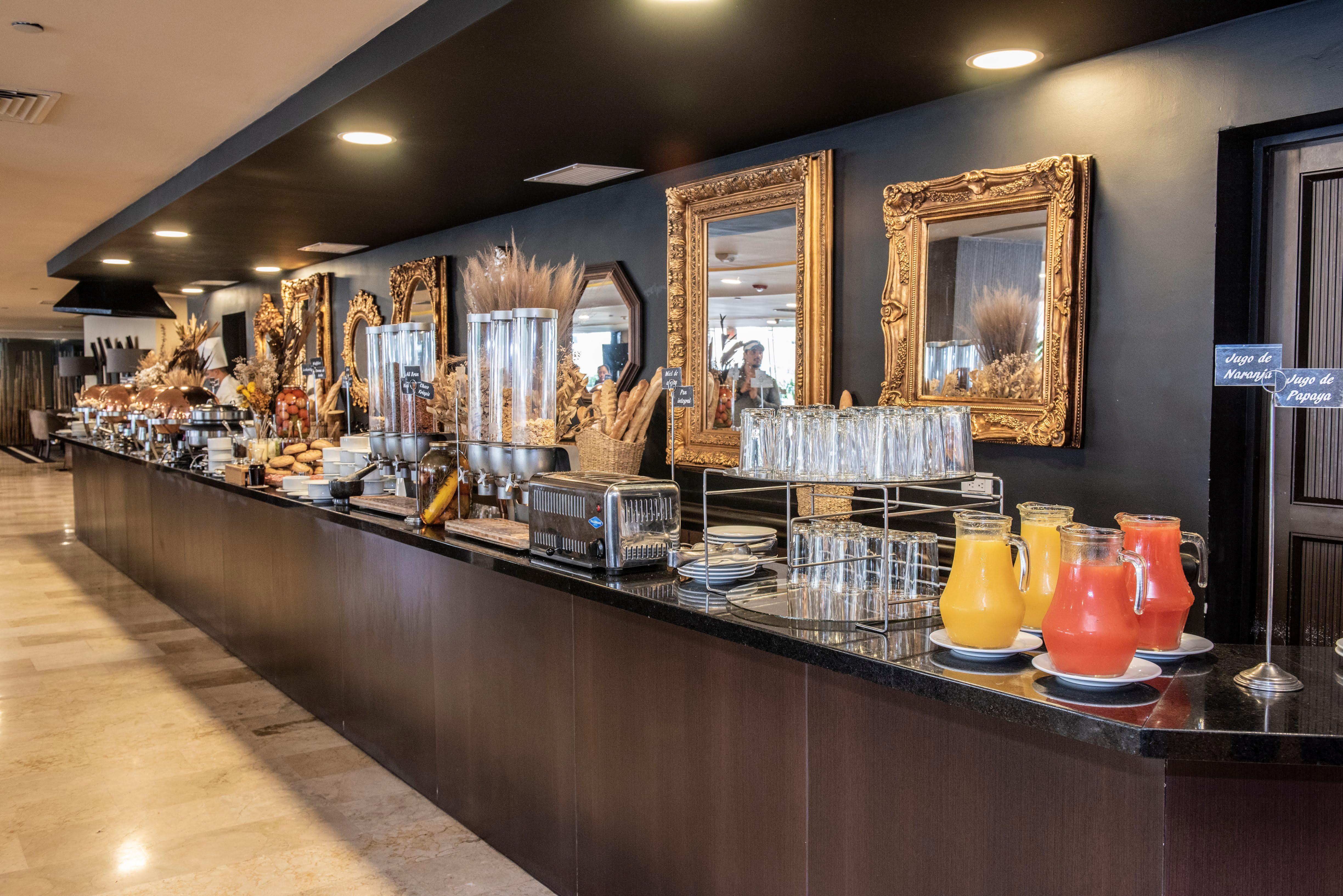Hotel Intercontinental Medellin - Movich By Ihg Exteriér fotografie